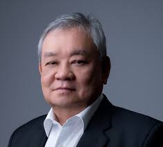 建國中學董事長拿督葉參局紳。