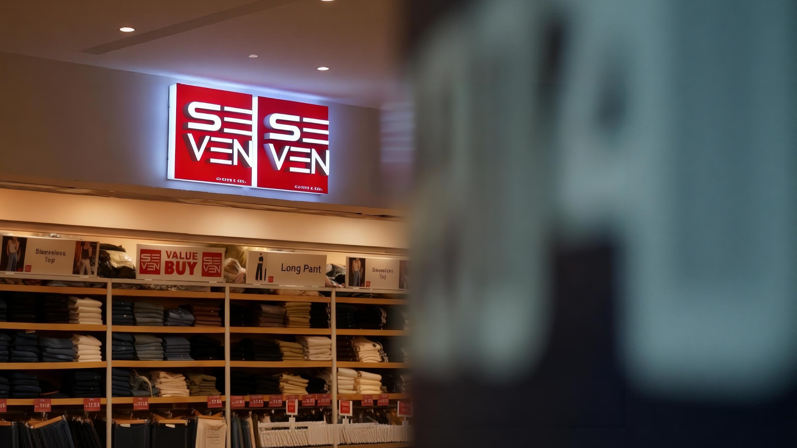 TCT集团旗下品牌 Seven是该集团进军潮流服装与时尚零售领域的全新旗舰概念店。 